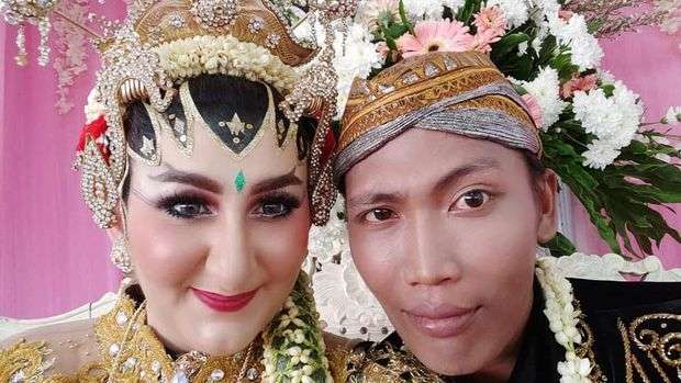 Kabar Terbaru Bule Cantik yang Nikahi Tukang Sapu, Sedih!