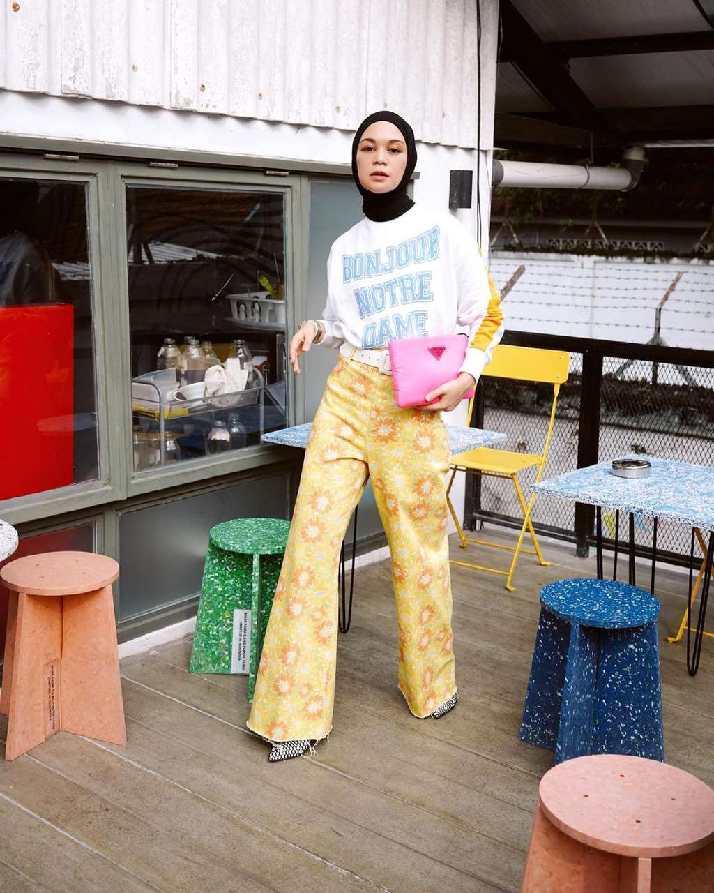 10 Gaya Busana Tantri Namirah yang Colorful dan Hits Abis