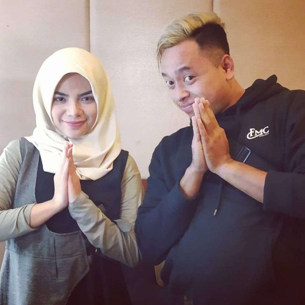 Tak Disangka, Begini 10 Potret Cantiknya Dinar Candy Berhijab