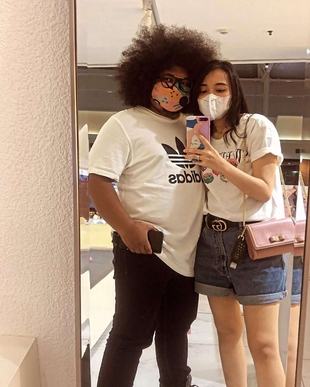 8 Potret Cantiknya Istri Babe Cabita, Dibilang Bak Artis Korea