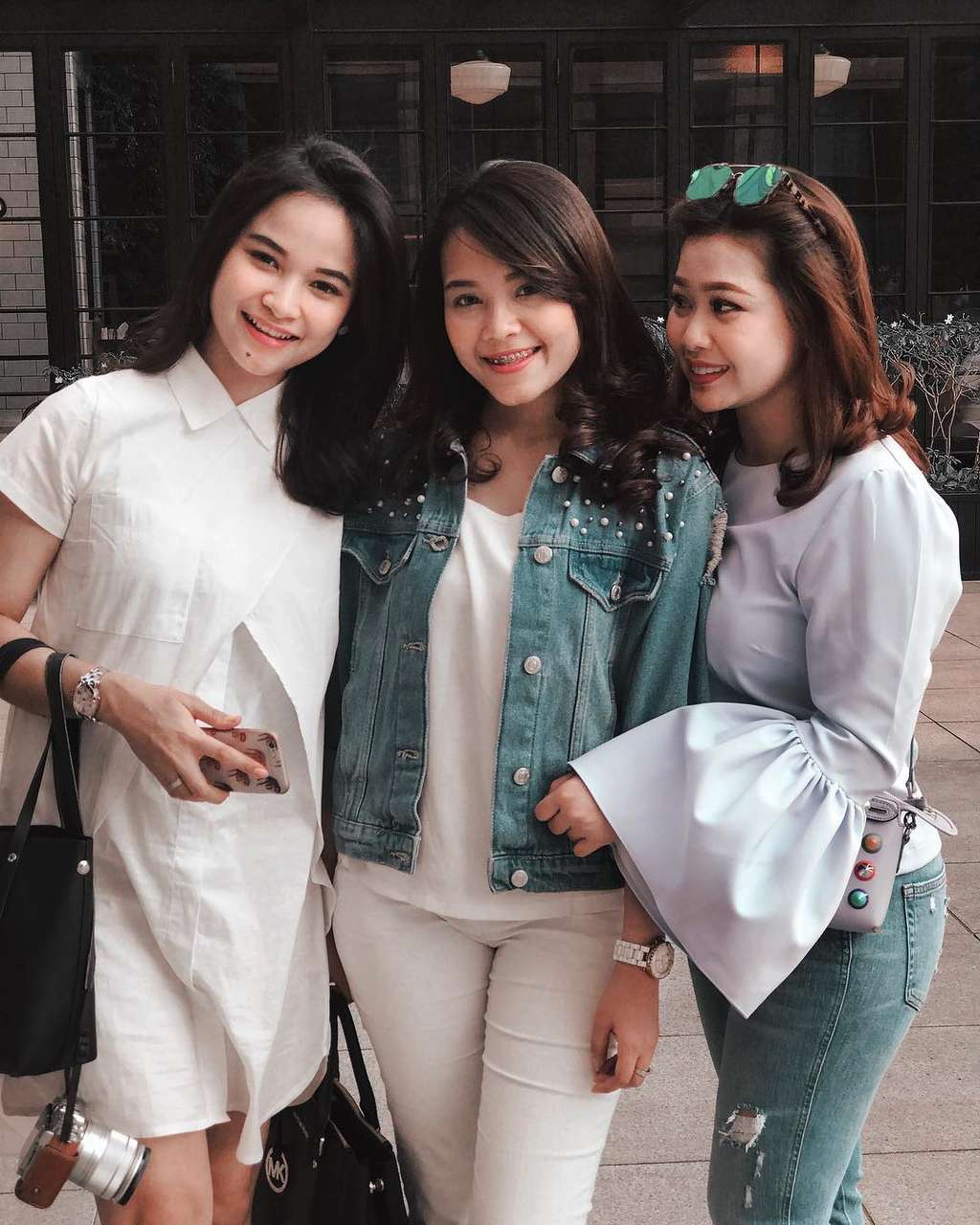 8 Potret Cantiknya Istri Babe Cabita, Dibilang Bak Artis Korea