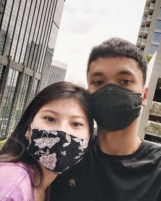 5 Potret Pacar Anthony Ginting, Mitzi Abigail yang Memesona