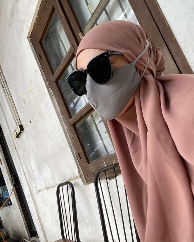 8 Foto Anak Bambang Pamungkas yang Dicoret dari Kartu Keluarga