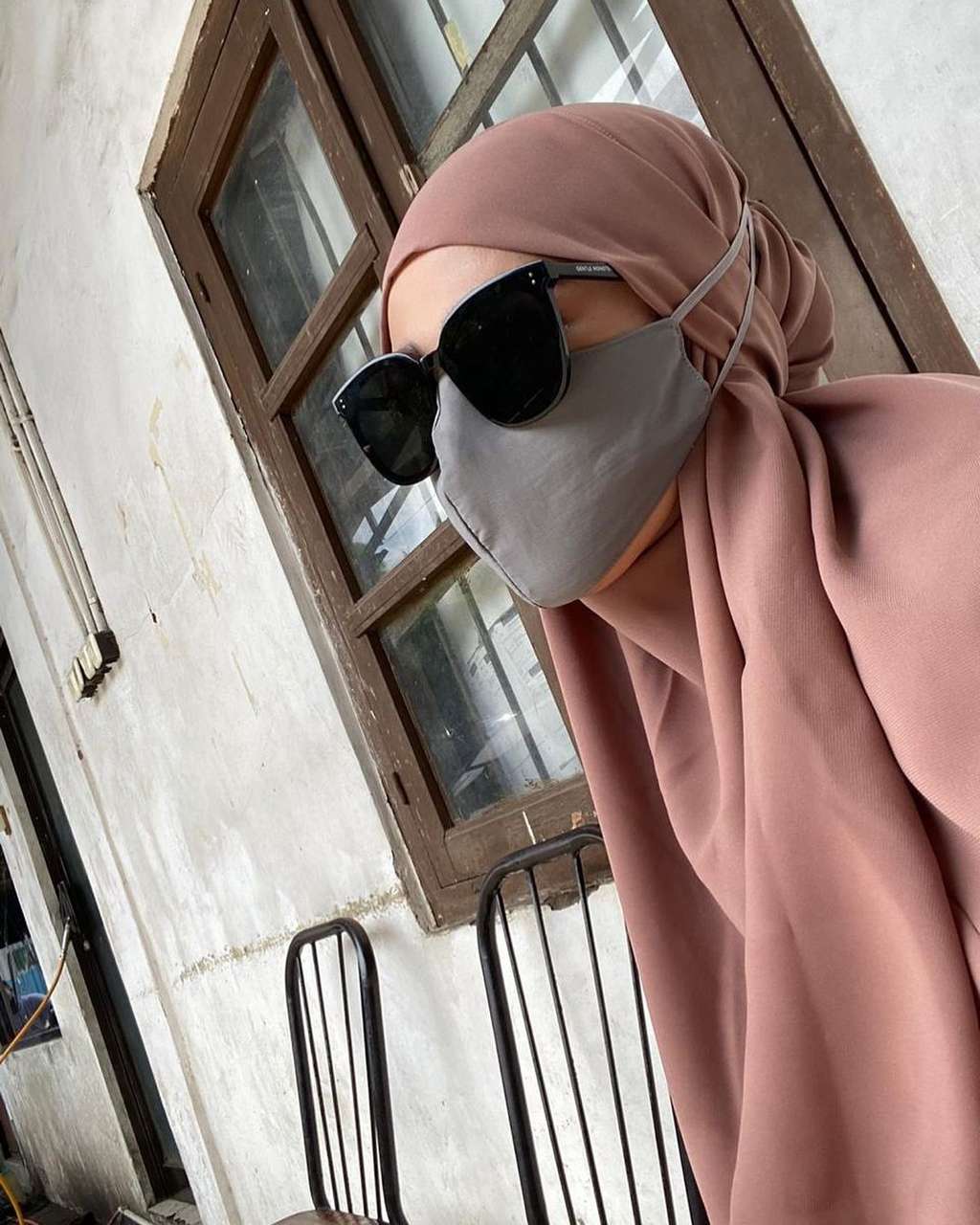 8 Foto Anak Bambang Pamungkas yang Dicoret dari Kartu Keluarga