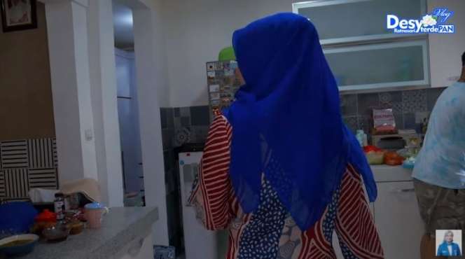 Tak Disangka, Begini 9 Potret Rumah Masa Kecil Desy Ratnasari