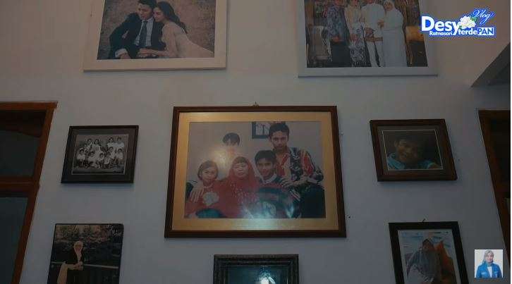 Tak Disangka, Begini 9 Potret Rumah Masa Kecil Desy Ratnasari