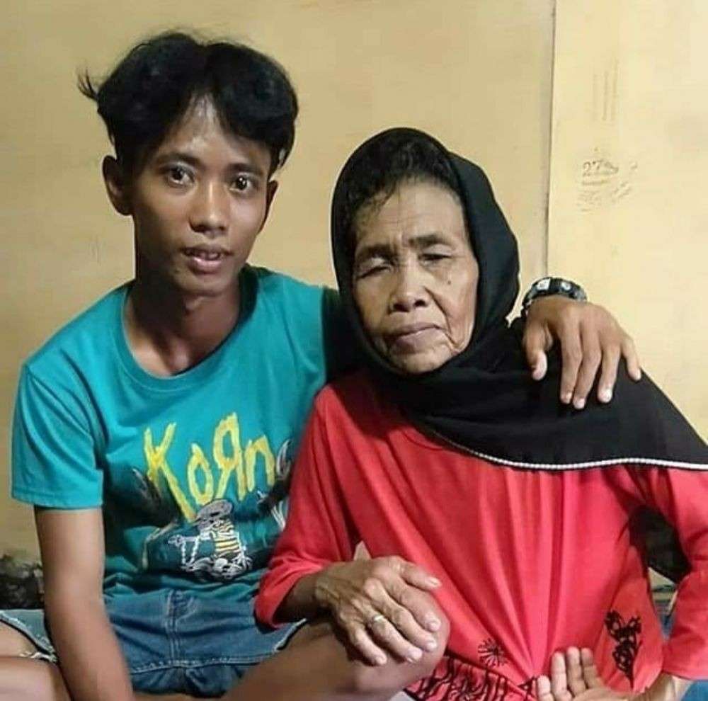 Ingat Nenek 65 Tahun Nikahi Anak Angkatnya? Nasibnya Sekarang