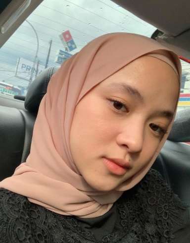 7 Potret Nissa Sabyan Tampil Polos, Jerawatan