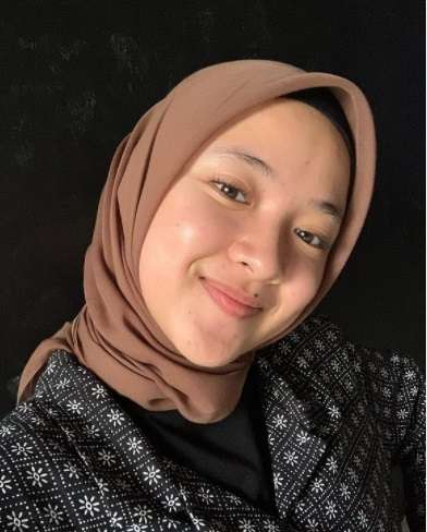 7 Potret Nissa Sabyan Tampil Polos, Jerawatan