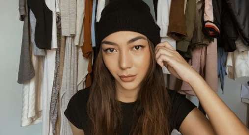 8 Pesona Shania Salsabila, Putri Sulung Sarita Abdul Mukti