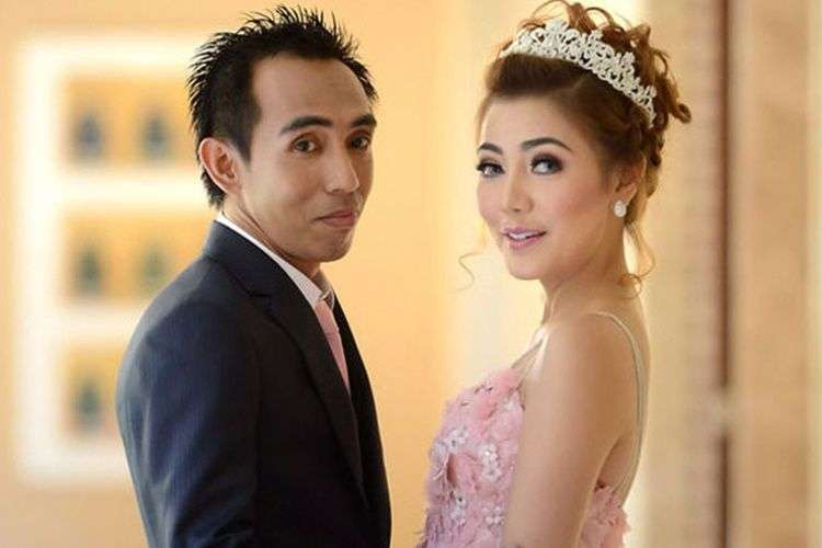8 Seleb Dapat Mas Kawin Fantastis, Syahrini Paling Bikin Syok!