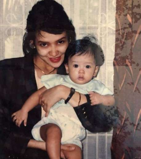 Potret Masa Muda Ibu Selebgram Tanah Air yang Jarang Terekspos