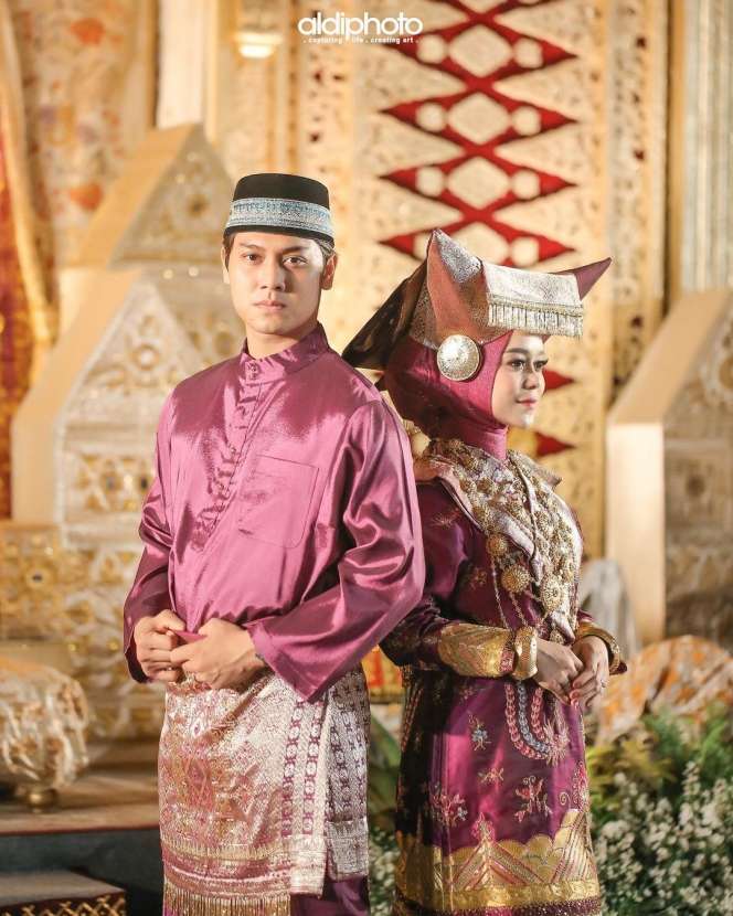 7 Foto Ayus & Nissa Sabyan Hadiri Malam Bainai Lesty Kejora