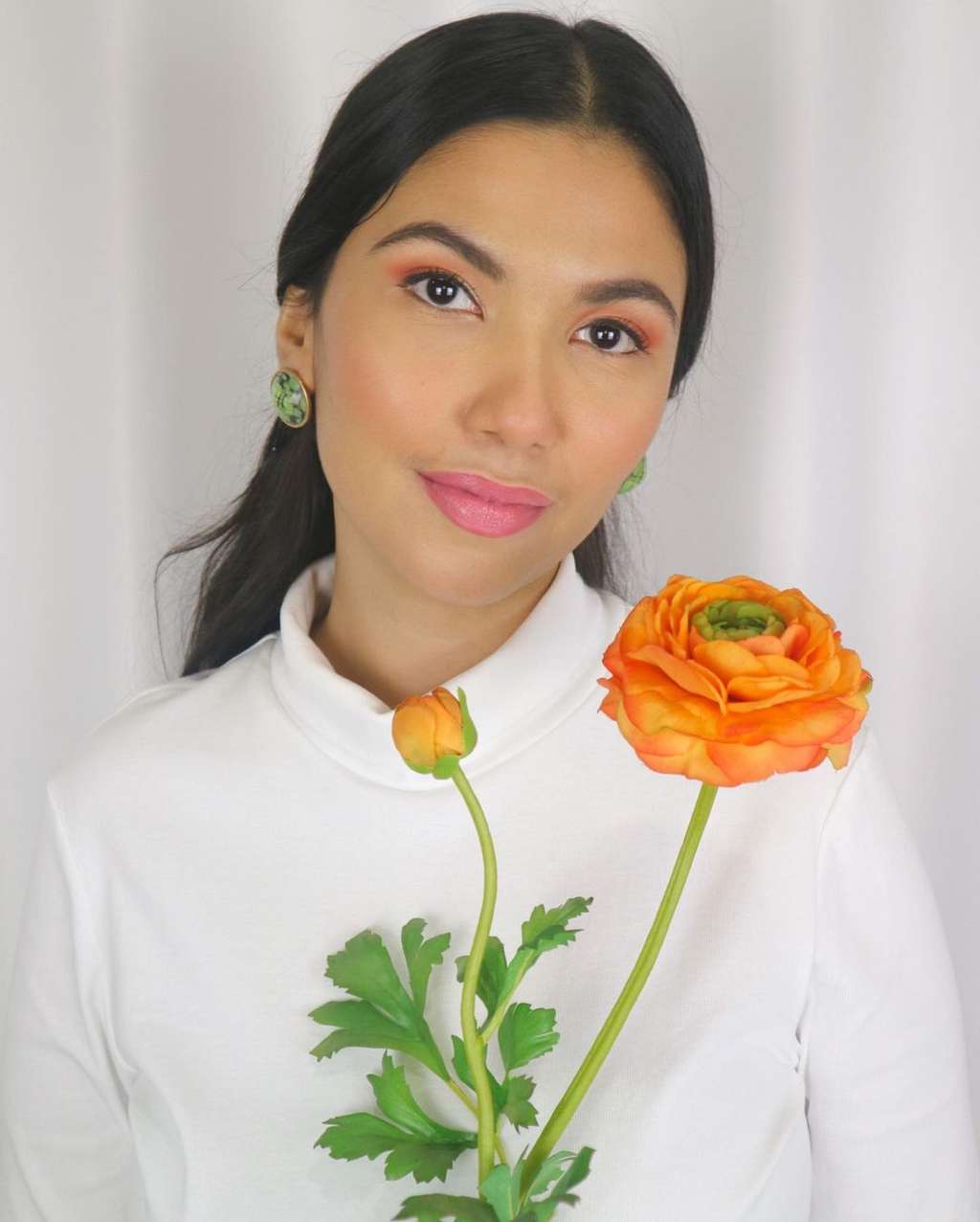 5 Pesona Dokter Cantik Shabrina Tadjoedin, Adik Tsania Marwa