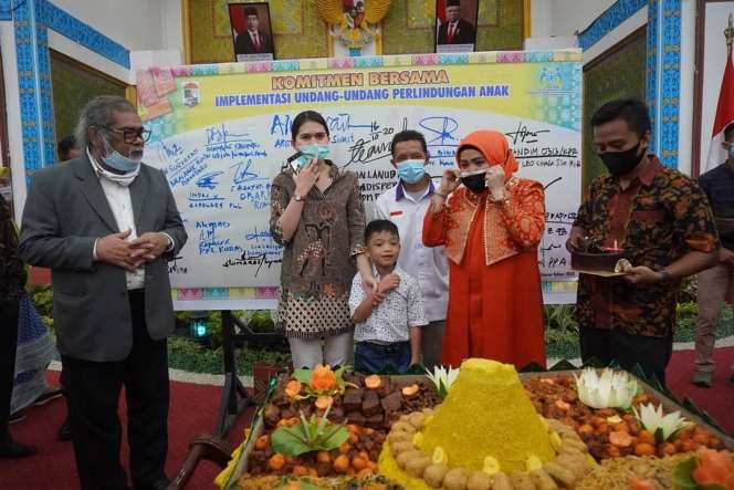 Ingat Revan yang Dibuang Ibu Kandung? Hidupnya Berubah Drastis