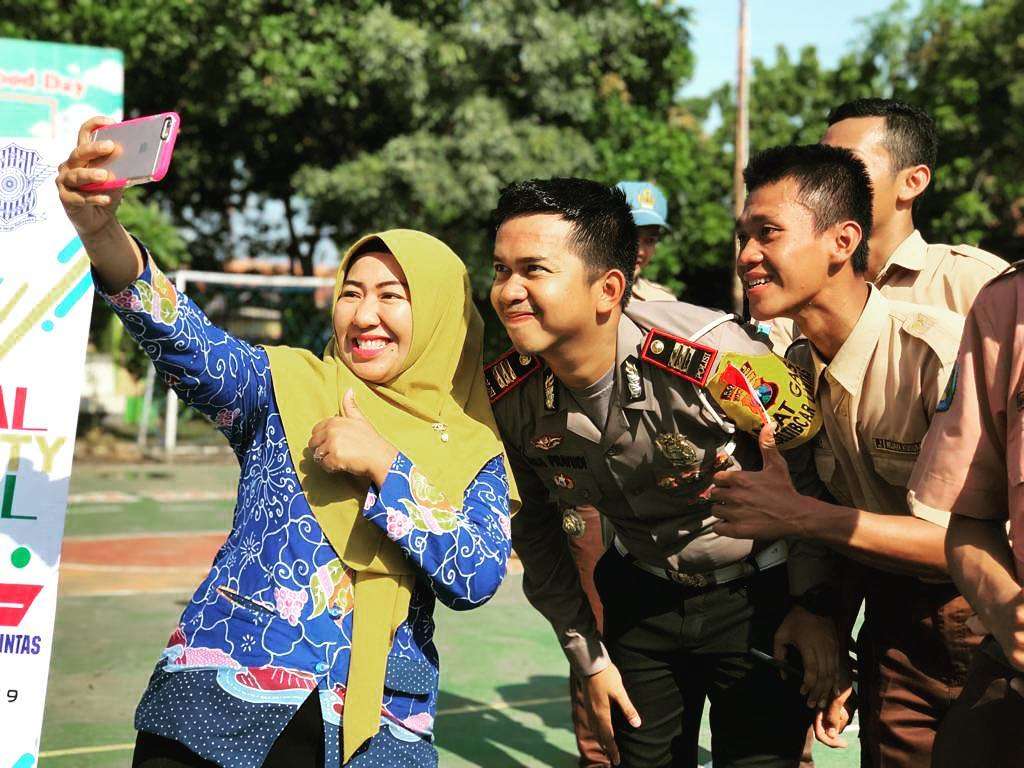 8 Potret Tampan Anak Tukul Arwana, Jabatan Mentereng di Polisi