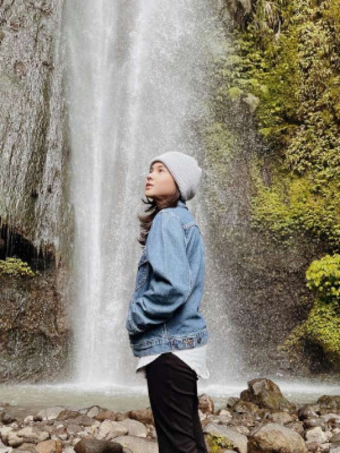 Pesona Sandrinna Michelle, Masuk Daftar Wanita Tercantik Dunia