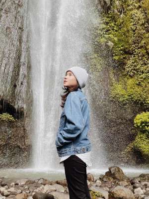 Pesona Sandrinna Michelle, Masuk Daftar Wanita Tercantik Dunia