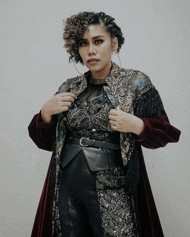 Lama Menghilang, Begini Nasib Evi Masamba Sekarang