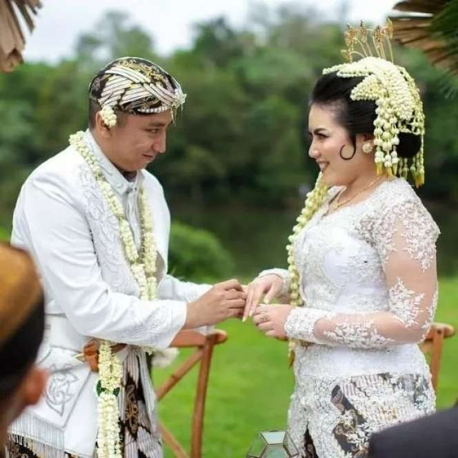 Kehebatan 3 Anak Mendiang Dono Warkop, Ada yang Ahli Nuklir