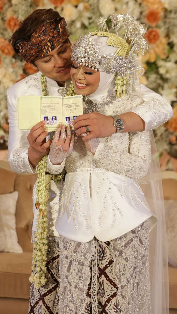 8 Momen Epic Pernikahan Rizky Billar dan Lesti Kejora