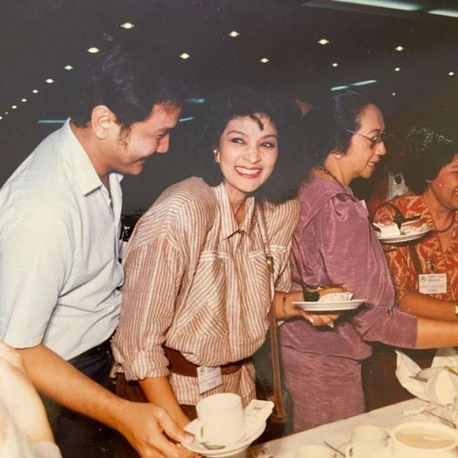 8 Potret Masa Muda Nenek Seleb, Cantik Banget!