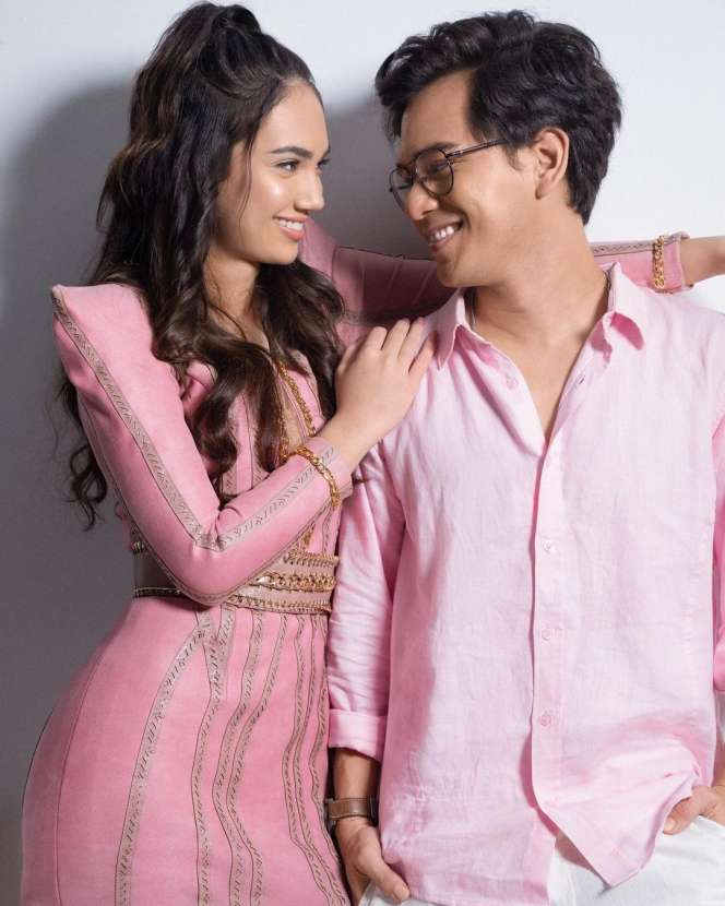 Tembus 12 Juta, Ini Potret Mesra Azof & Haico di Video Clip