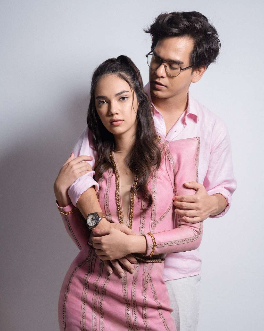Tembus 12 Juta, Ini Potret Mesra Azof & Haico di Video Clip