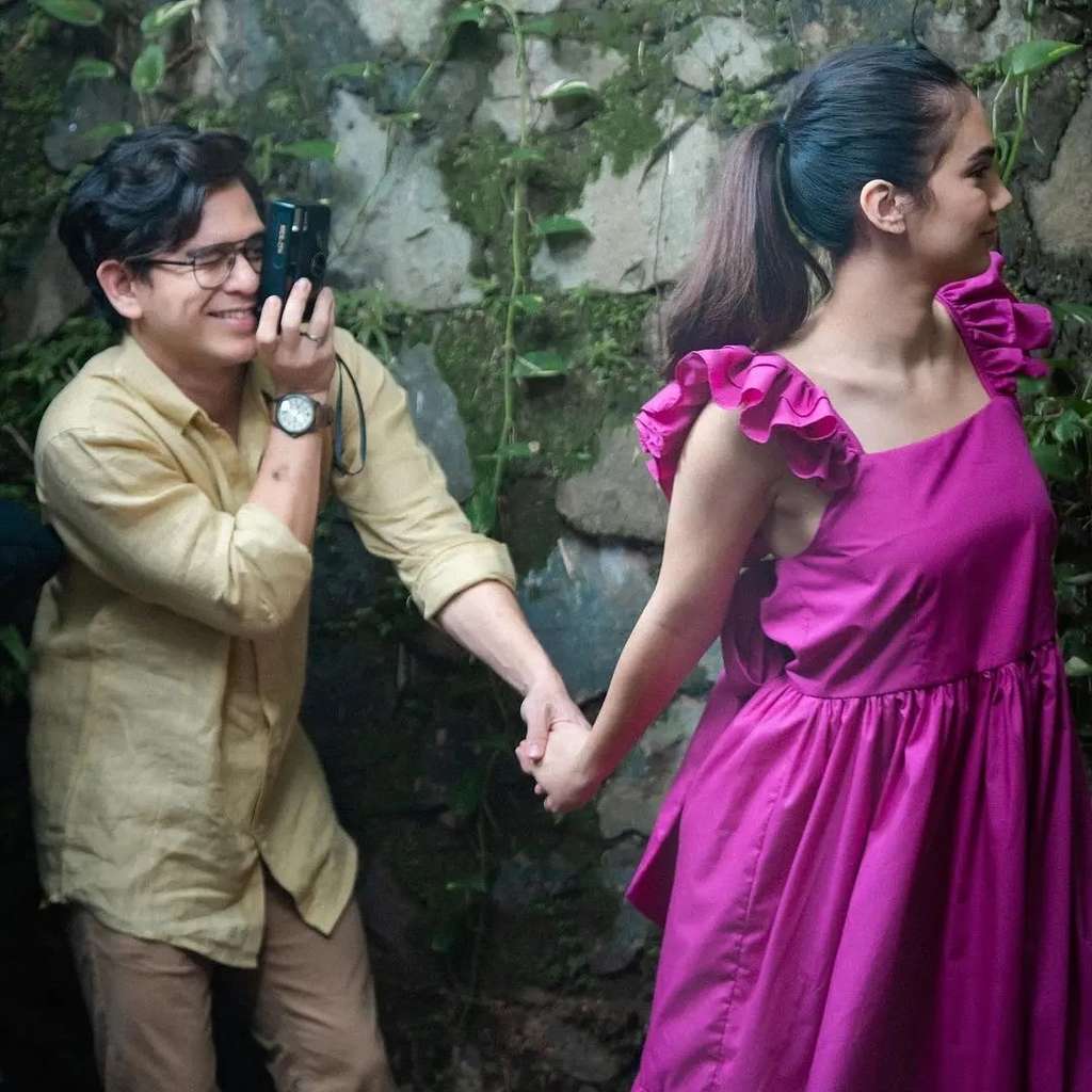 Tembus 12 Juta, Ini Potret Mesra Azof & Haico di Video Clip