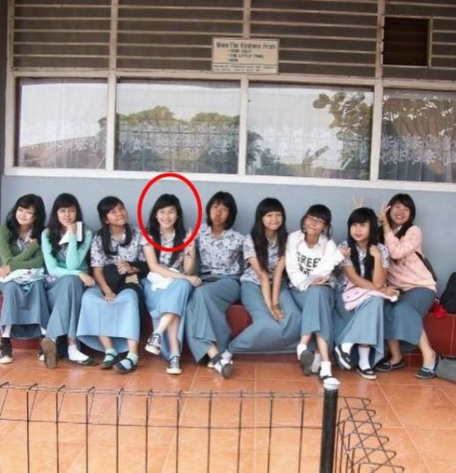 Pernah Dibully Kakak Kelas, Ini 9 Foto Ayu Ting Ting Saat SMA