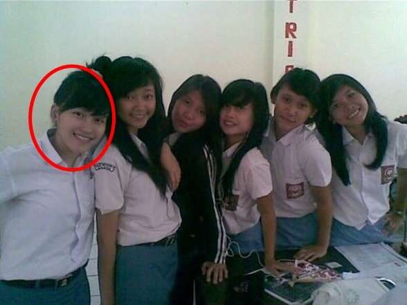 Pernah Dibully Kakak Kelas, Ini 9 Foto Ayu Ting Ting Saat SMA