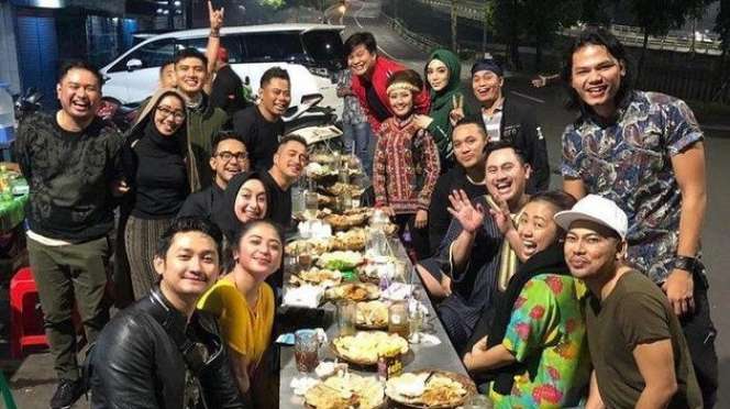 Tajir Melintir 7 Seleb Ini Habiskan Jutaan Rupiah Sekali Makan
