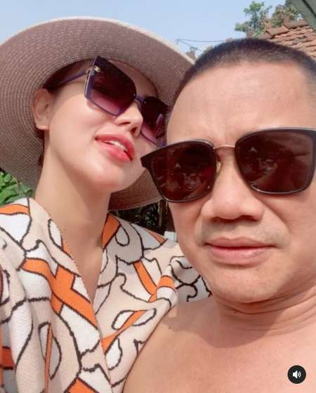 8 Potret Bella Shofie Tanpa Hijab, Jadi Sorotan Netizen