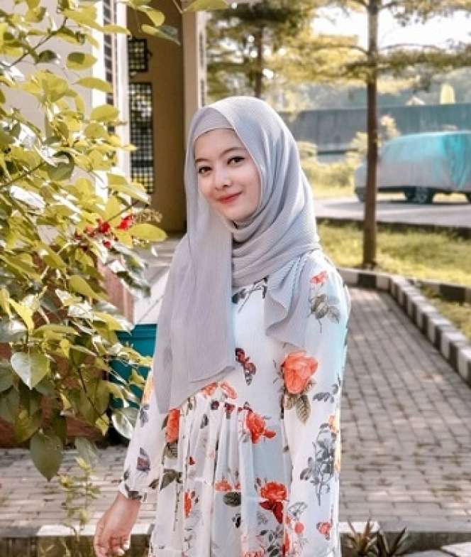 6 Potret Cantik Bripda Fatimah, Polwan yang Jago Pencak Silat