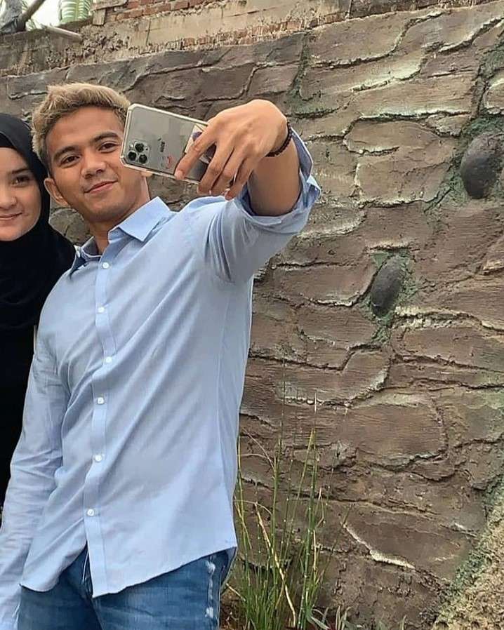 Tak Pernah Diekspos, Ini 8 Foto Cantiknya Calon Istri Ridho DA