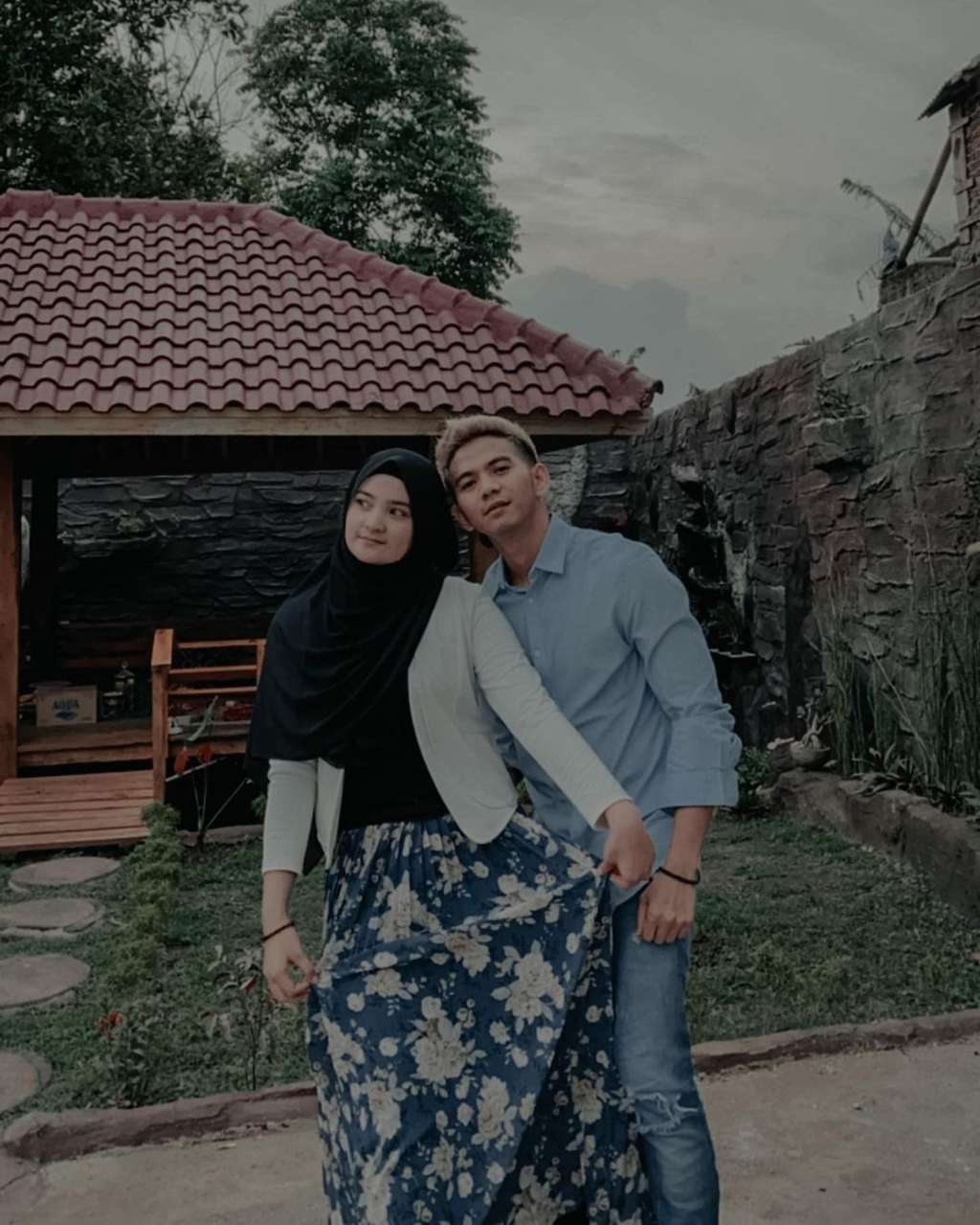 Tak Pernah Diekspos, Ini 8 Foto Cantiknya Calon Istri Ridho DA