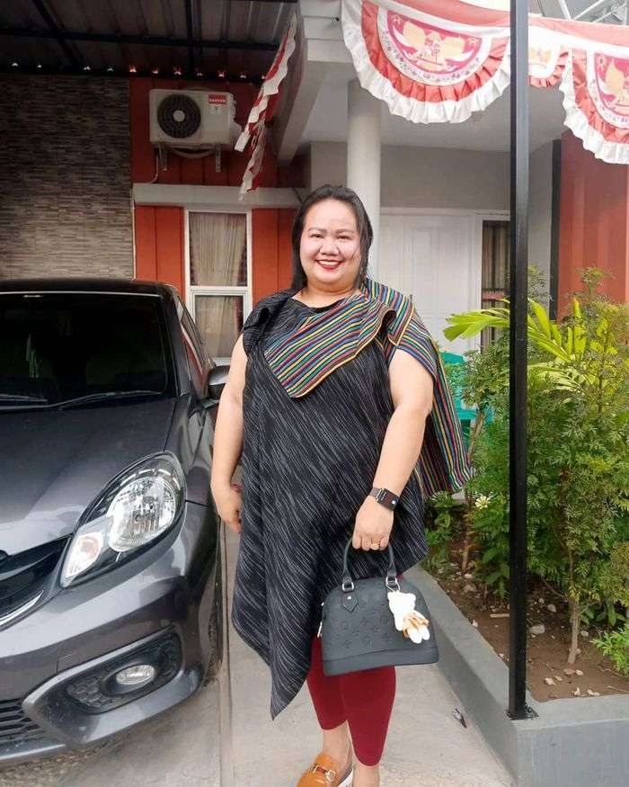 Dulu Gubuk Reot, Ini 9 Foto Mewahnya Rumah Aty Kodong Sekarang