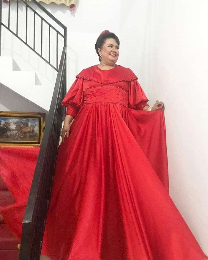 Dulu Gubuk Reot, Ini 9 Foto Mewahnya Rumah Aty Kodong Sekarang