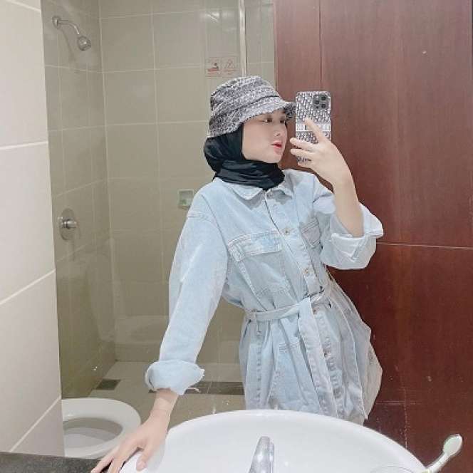 7 Potret Cantik Ibu Bhayangkari Vira Nada, Modis Abiz!