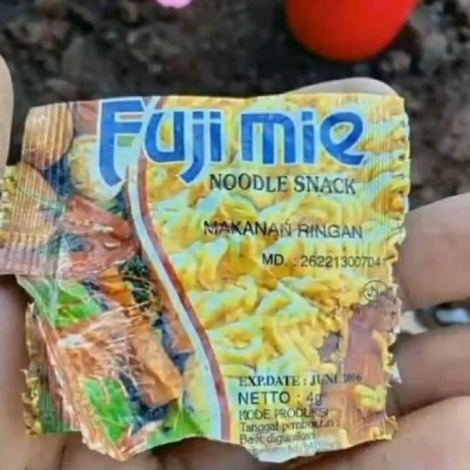 Nostalgia Bungkus Jajanan Tahun 1990-an, Rindu Masa Kecil