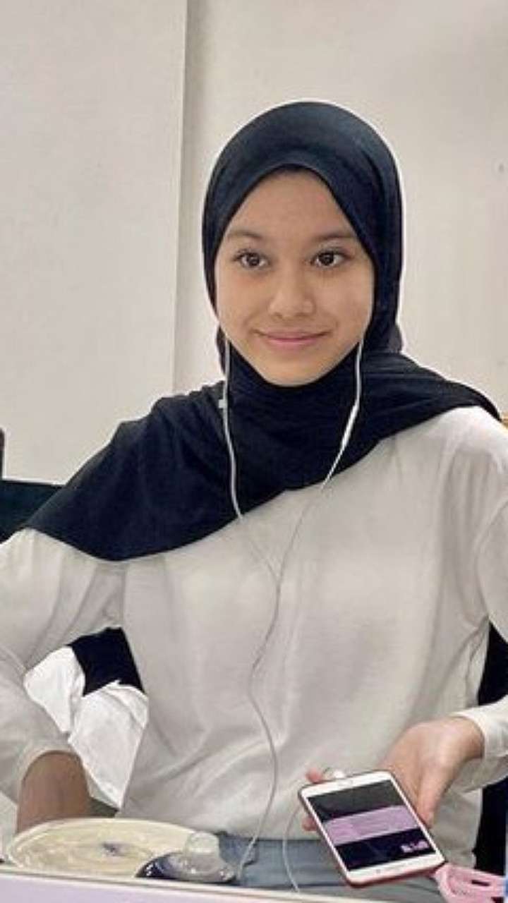 Pesona Chiara Quincy Anak Fadlan Muhammad yang Cantik Berhijab