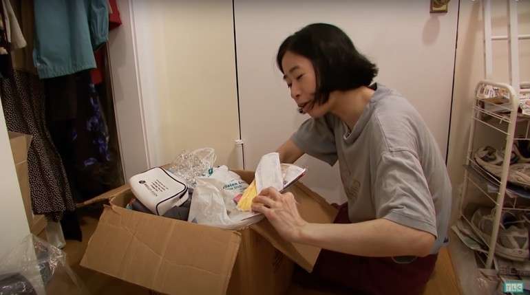 9 Potret Wanita Super Irit, 23 Tahun Tak Beli Pakaian Dalam