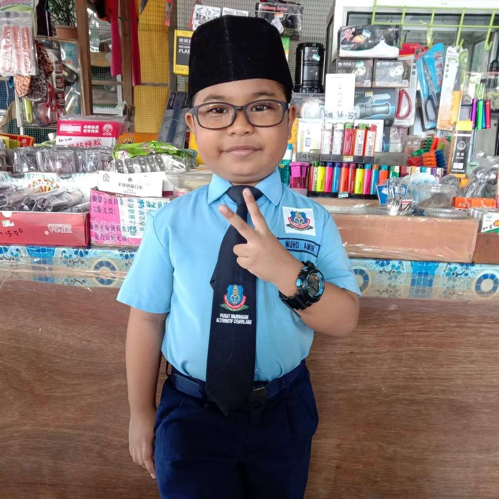 7 Foto Aming Tawau, Bocah yang Dulu Viral Kini Meninggal Dunia