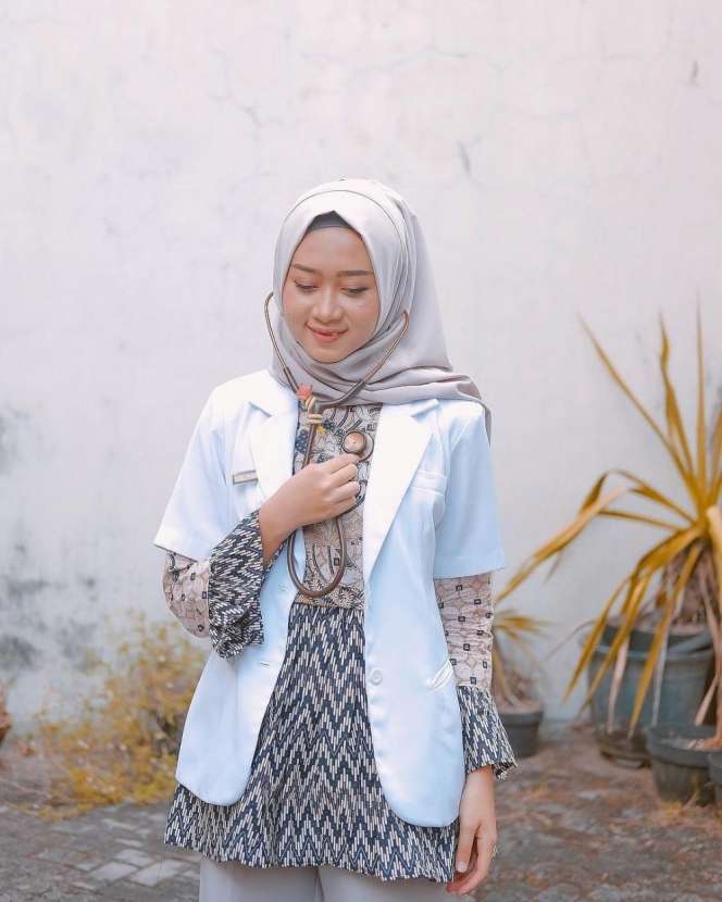 10 Foto Hemas Nura, Calon Istri Danang DA Profesinya Mentereng