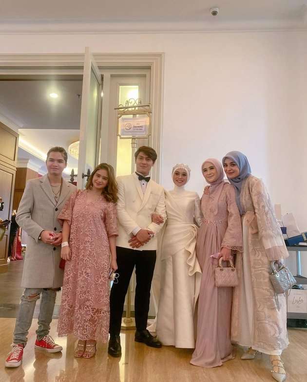 8 Potret Shireen di Tasyakuran Lesty-Billar, Bak Barbie Hidup!