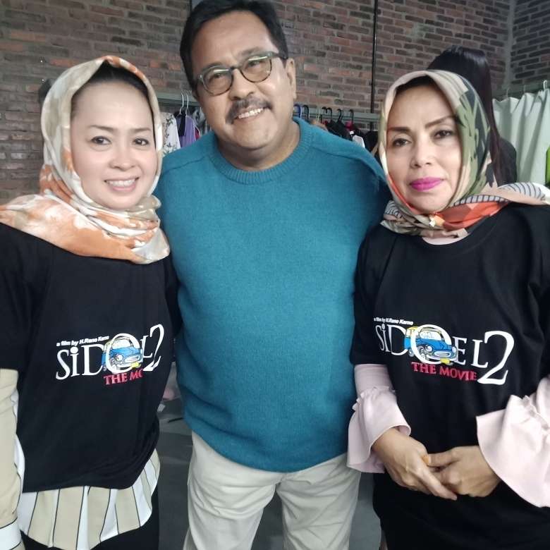 10 Foto Terbaru Munaroh Kekasih Mandra, Jadi Beda Banget!