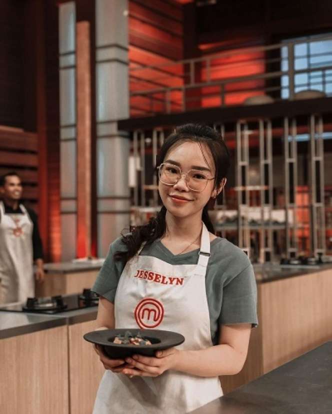 9 Potret Jesselyn Lauwreen, Sang Juara MasterChef Season 8