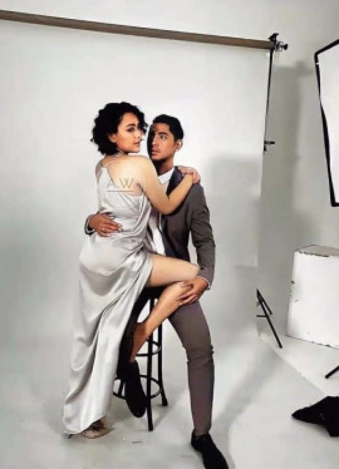 7 Foto Berani Amanda Manopo & Arya Saloka yang Kini Jadi Heboh