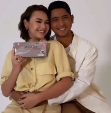 7 Foto Berani Amanda Manopo & Arya Saloka yang Kini Jadi Heboh
