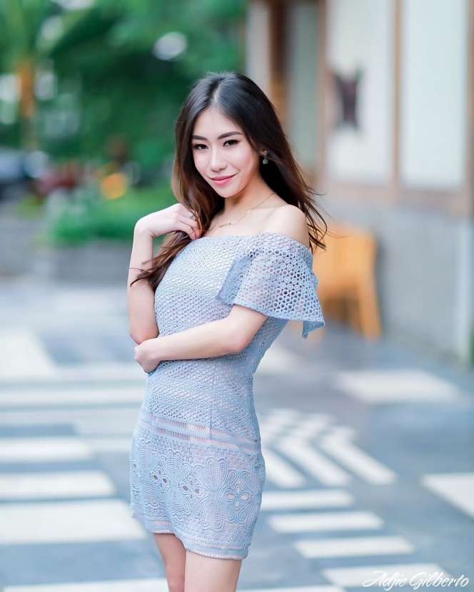 9 Potret Ayu Thalia, Selebgram Cantik Ngaku Dianiaya Anak Ahok